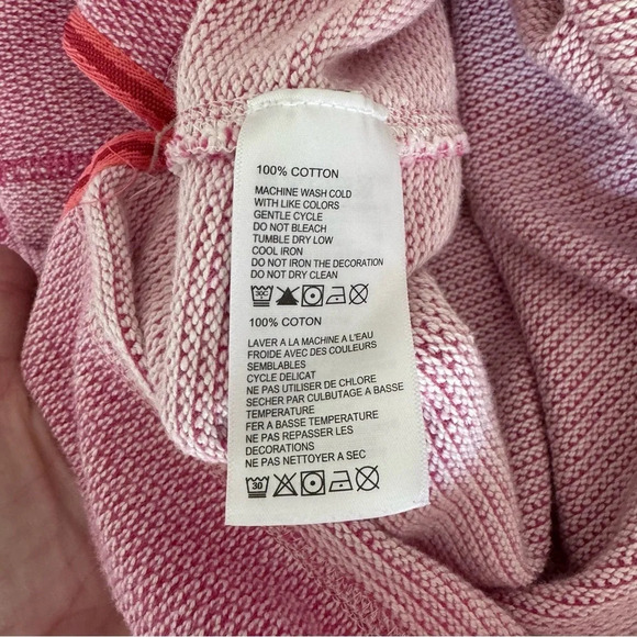 Tommy Bahama Men’s textured cotton knit button pocket red button sweater medium - Picture 4 of 4